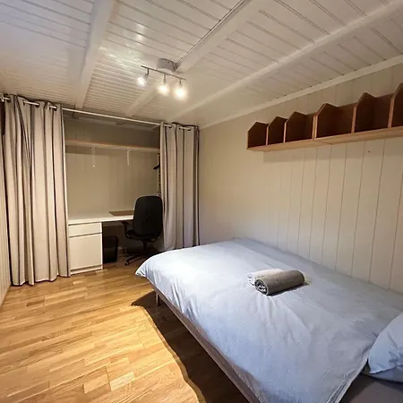 Modern 2 Bed-room 60 M2 By Lerkendal Buss Stop - Cozy Living Room, Full Kitchen & Bad بيت ضيافة تروندهايم